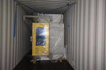 Wir haben eine elektrohydraulische Biegemaschine mit CT12-System ausgeliefert.